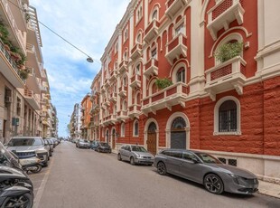 Prestigioso appartamento in vendita Via Vito Nicola De Nicolo', 5, Bari, Puglia