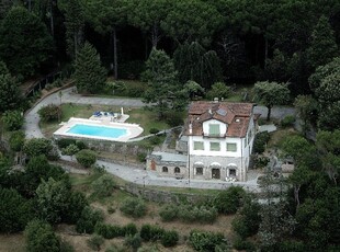 Vendita Villa singola in CAMAIORE