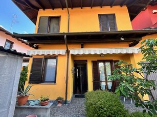 Villa a schiera in vendita a Gambolo' Pavia