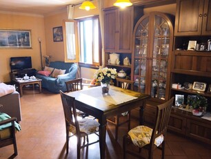 Villa in vendita a Pistoia Sant'agostino - Industriale