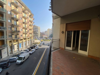 Appartamento in Via Giacomo Leopardi 130 a Catania