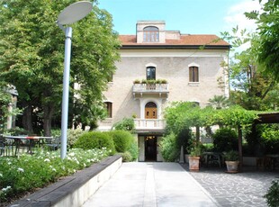Albergo in vendita a Perugia - Zona: Altra Periferia