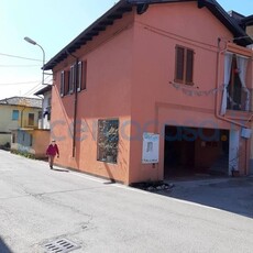 Appartamento Bilocale in ottime condizioni, in vendita in Piazza Ossola, Missaglia