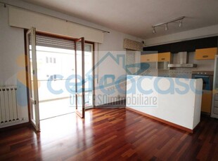 Appartamento Quadrilocale in vendita a Alba Adriatica