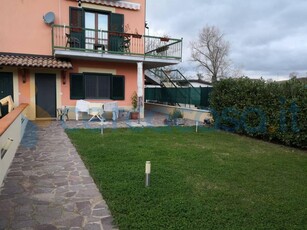 Appartamento Trilocale in ottime condizioni, in vendita in Contrada Piano Cappelle, Benevento