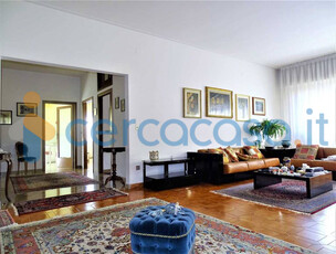 Appartamento Trilocale in ottime condizioni, in vendita in P.zza Martiri Della Liberta' 20, Pontedera