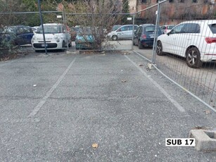 Box - Garage - Posto Auto in Vendita a Biella