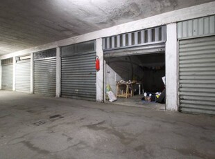 Box - Garage - Posto Auto in Vendita a Terni Centro