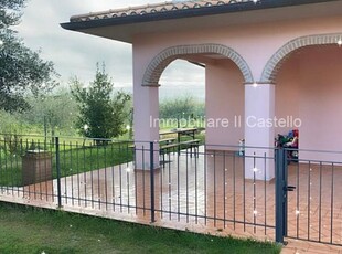 Casa Bi - Trifamiliare in Vendita a Castiglione del Lago Pozzuolo