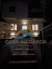 Casa Bi - Trifamiliare in Vendita a Desenzano del Garda Rivoltella del Garda