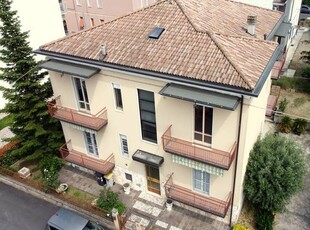 Casa Bi - Trifamiliare in Vendita a Fiorenzuola d'Arda Fiorenzuola d 'Arda