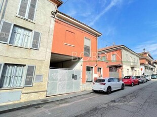 Casa Bi - Trifamiliare in Vendita a Priocca