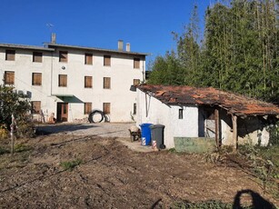 Casa Bi - Trifamiliare in Vendita a San Zenone degli Ezzelini