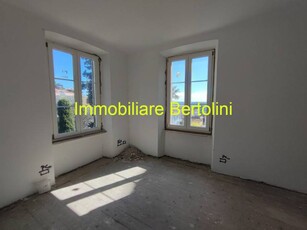 Casa Bi - Trifamiliare in Vendita a Sanremo Sanremo - Centro