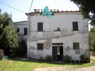 Casa indipendente in Vendita a Castrocaro Terme e Terra del Sole Castrocaro Terme e Terra del Sole