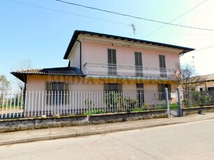 Casa indipendente in Vendita a Gropello Cairoli Gropello Cairoli