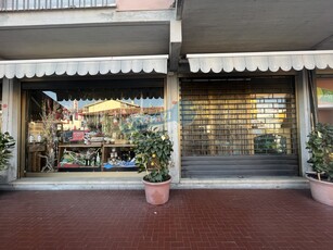 Negozio / Locale in vendita a Viareggio