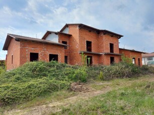 Palazzo - Stabile in Vendita a Vigliano Biellese