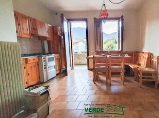 Pieve del Grappa - ZONA PADERNO VENDESI APPARTAMENTO CON GIARDINO CONDOMINIALE