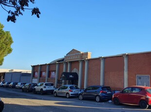 Vendita Capannone industriale, in zona VIALE ELMAS, CAGLIARI