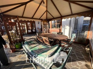 Villa in Vendita a Borgo d'Anaunia Tret