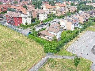Villa in vendita a Calvenzano