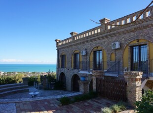 Villa in vendita a Tortoreto
