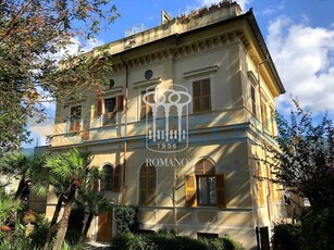 Villa in vendita in Corso Cristoforo Colombo 78, Rapallo