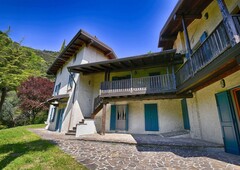Rustico casale in vendita a Toscolano Maderno Brescia Monte Maderno