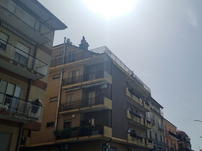 Appartamento in Via Giosuè Carducci, Chiusano di San Domenico, garage