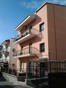 Appartamento in Via Nizza 4, Giardini-Naxos, 5 locali, 2 bagni, 130 m²