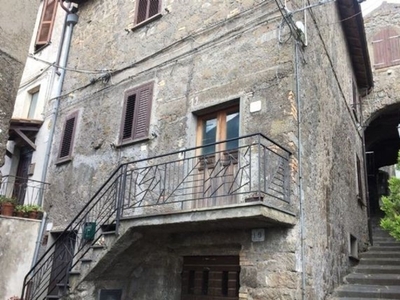 Appartamento in Via Porticella, Montefiascone, 5 locali, 100 m²