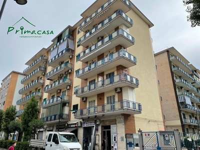 Appartamento in Via Recanati 27, San Giorgio a Cremano, 5 locali