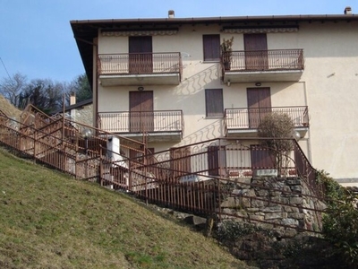 Bilocale in San Giovanni Bianco, San Giovanni Bianco, 1 bagno, 68 m²