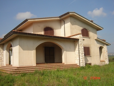 Villa in STRADA STATALE APPIA, Sessa Aurunca, 10 locali, 3 bagni