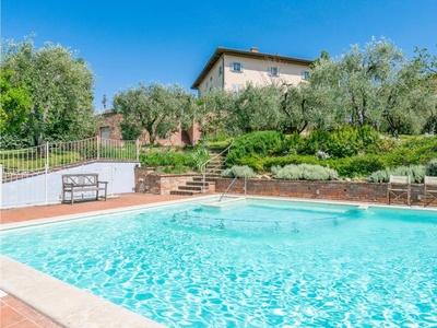 Appartamento a Casciana Terme Lari con piscina