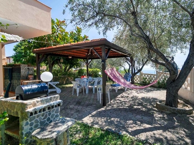 Villa a schiera a Roseto Capo Spulico