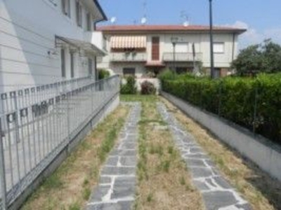 Appartamento a Camaiore, 5 locali, 2 bagni, 100 m², ottimo stato