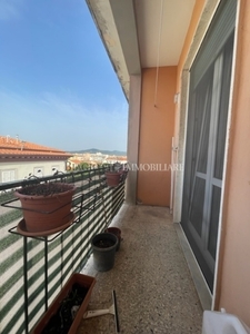 Appartamento a Livorno, 5 locali, 2 bagni, 120 m², ultimo piano