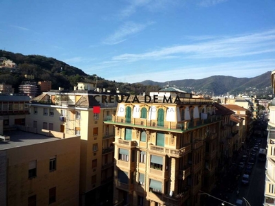 Appartamento in Via Trieste, Rapallo, 5 locali, 2 bagni, garage