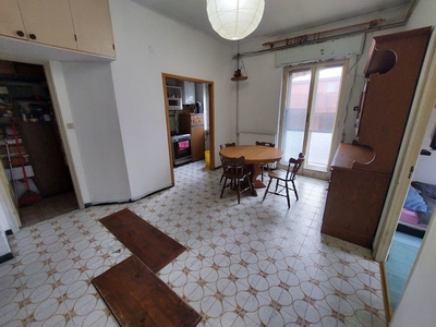 Appartamento a Serra Riccò, 5 locali, 66 m², 1° piano in vendita