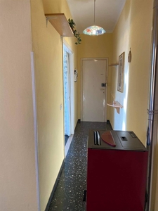 Appartamento a Viareggio, 5 locali, 1 bagno, 70 m², abitabile