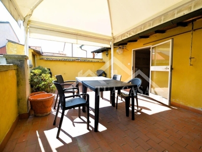 Appartamento a Viareggio, 5 locali, 3 bagni, 155 m², 1° piano
