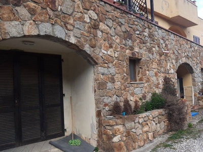 Appartamento in Via de Castello, Isola del Giglio, 5 locali, 2 bagni