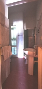 Appartamento in Via Lorenzo acquarone, Imperia, 5 locali, 2 bagni