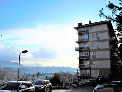 Appartamento in Via Pomposa, Genova, 6 locali, 1 bagno, 109 m²