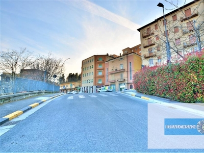Appartamento in Via Roma n. 129, Macerata, 5 locali, 1 bagno, 90 m²