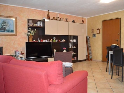 Appartamento in Via san francesco 19, Ceriano Laghetto, 1 bagno, 85 m²