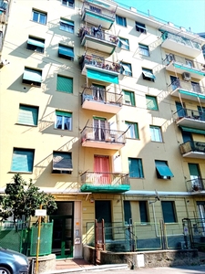 Appartamento in Viale alla pineta, Genova, 7 locali, 1 bagno, 100 m²