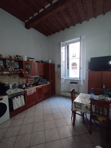 Bilocale a Livorno, 1 bagno, 47 m², piano rialzato, ottimo stato